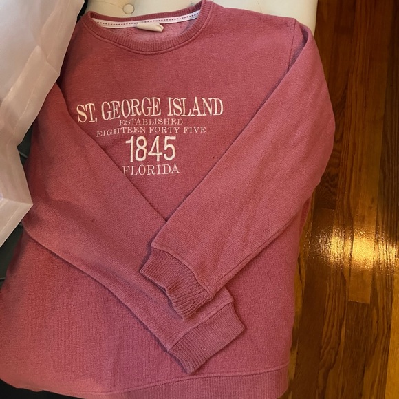 St. George’s island sweatshirt - Picture 1 of 4
